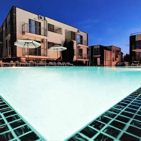 Charming 1 Bedroom Appartement *